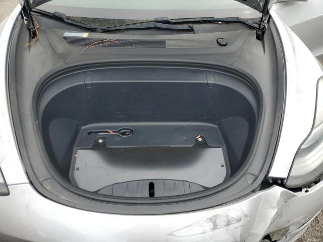 Photo 11 from auction – 2018 TESLA MODEL 3 with VIN 5YJ3E1EA4JF049792
