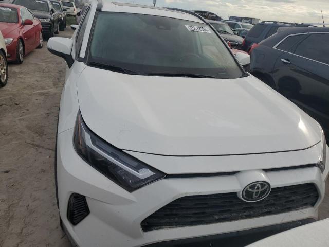 Photo 5 from auction – 2023 TOYOTA RAV4 XLE with VIN 2T3W1RFV6PC214206