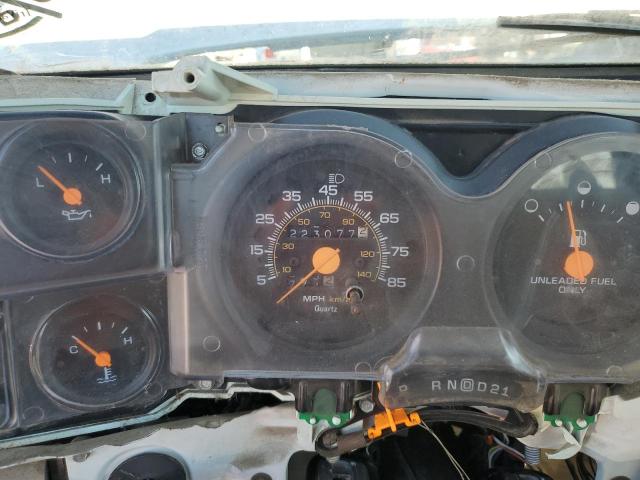 Photo 9 from auction – 1990 CHEVROLET SUBURBAN R with VIN 1GNER16K4LF170705