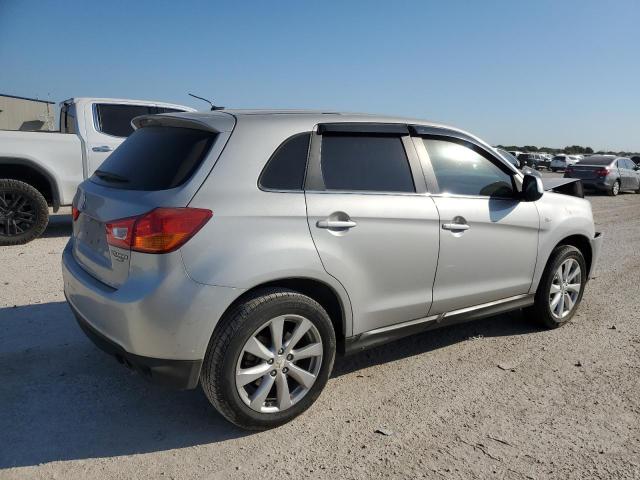 Photo 3 from auction – 2015 MITSUBISHI OUTLANDER with VIN 4A4AP4AU2FE036933