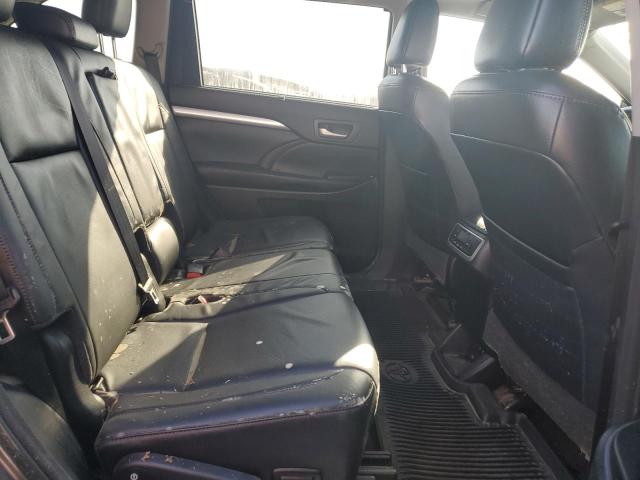 Photo 11 from auction – 2017 TOYOTA HIGHLANDER with VIN 5TDJZRFH5HS403248
