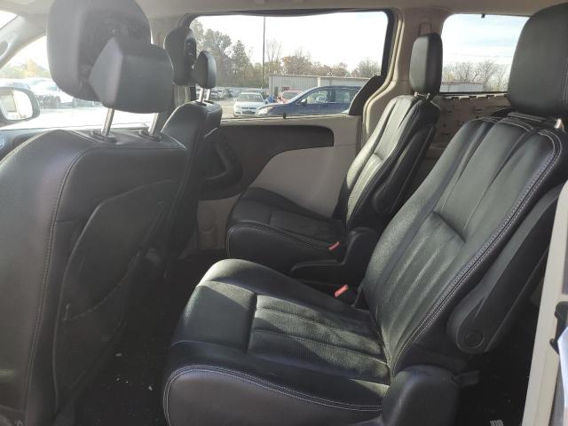 Photo 11 from auction – 2014 CHRYSLER TOWN & COU with VIN 2C4RC1CG0ER307758