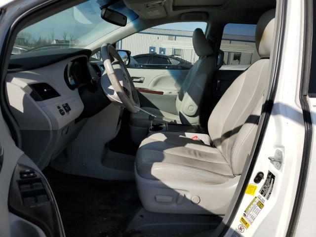 Photo 7 from auction – 2013 TOYOTA SIENNA XLE with VIN 5TDYK3DC7DS314945