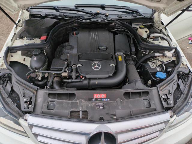 Photo 11 from auction – 2012 MERCEDES-BENZ C 250 with VIN WDDGF4HB6CA644679