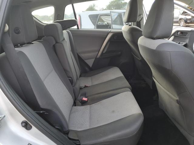 Photo 11 from auction – 2013 TOYOTA RAV4 LE with VIN 2T3BFREV7DW031019