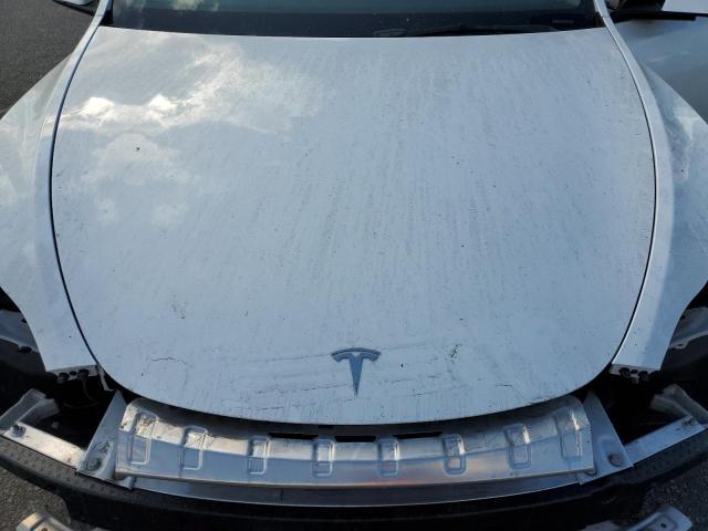 Zdjęcie 12 z aukcji – 2023 TESLA MODEL Y z VIN 7SAYGDEE5PA081955