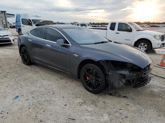 Photo 4 from auction – 2015 TESLA MODEL S 85 with VIN 5YJSA1H21FFP77914