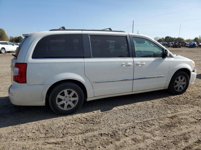 Photo 3 from auction – 2011 CHRYSLER TOWN & COU with VIN 2A4RR5DG2BR618490