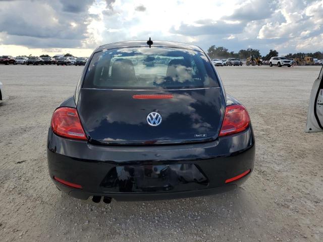 Photo 6 from auction – 2014 VOLKSWAGEN BEETLE with VIN 3VWJ17AT2EM637489