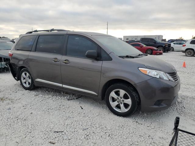 Photo 4 from auction – 2016 TOYOTA SIENNA LE with VIN 5TDKK3DC6GS719544