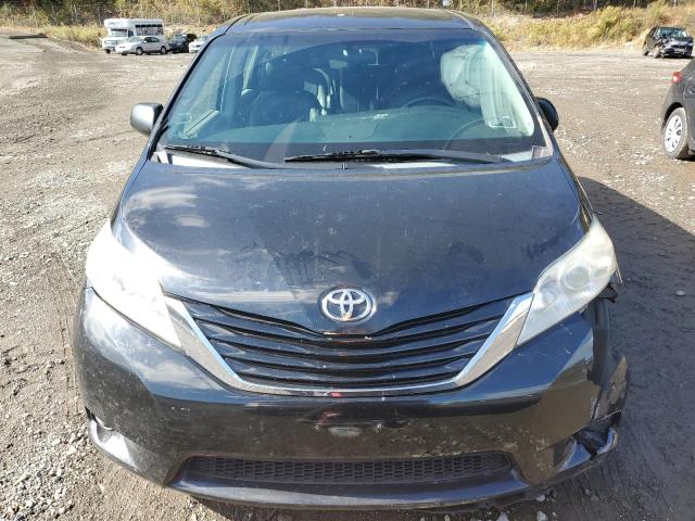 Photo 5 from auction – 2015 TOYOTA SIENNA with VIN 5TDZK3DC9FS538483