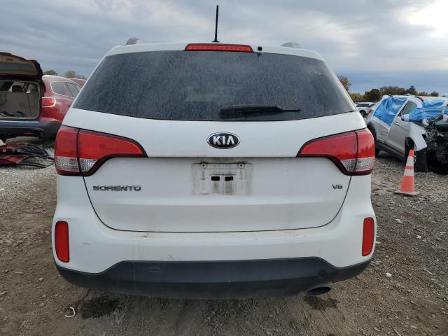 Photo 6 from auction – 2015 KIA SORENTO LX with VIN 5XYKTDA79FG619184