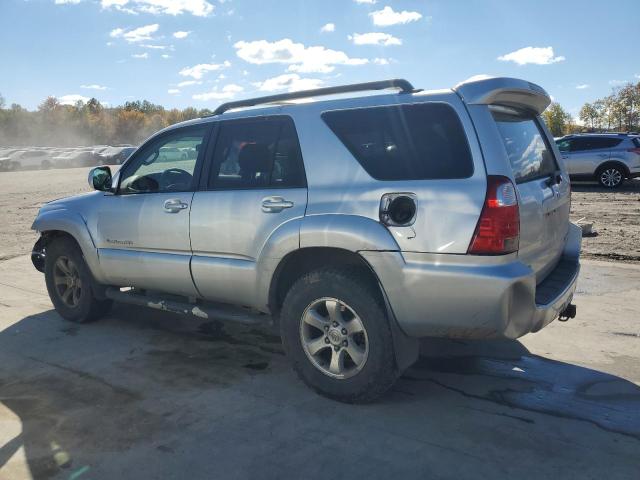 Photo 2 from auction – 2007 TOYOTA 4RUNNER SR with VIN JTEBU14R478081930