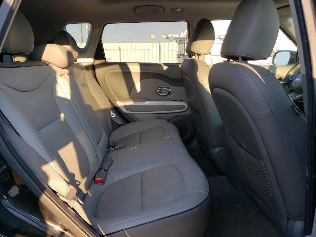 Photo 10 from auction – 2018 KIA SOUL EV + with VIN KNDJX3AE5J7026453