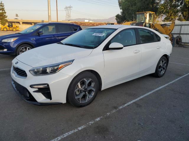Photo 1 from auction – 2021 KIA FORTE FE with VIN 3KPF24AD3ME354279