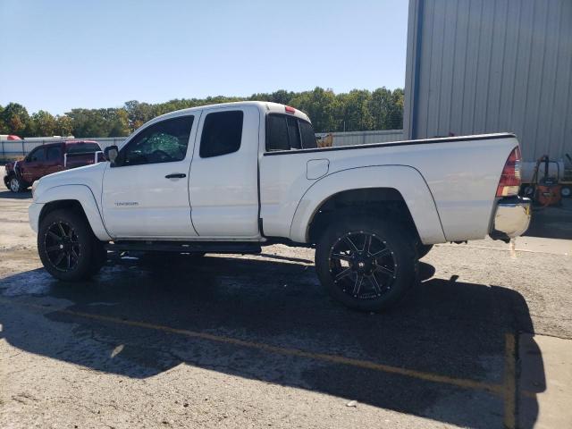 Photo 2 from auction – 2014 TOYOTA TACOMA PRE with VIN 5TFTU4GN0EX063012