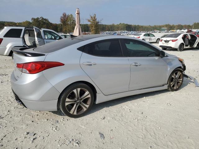 Photo 3 from auction – 2013 HYUNDAI ELANTRA GL with VIN 5NPDH4AE2DH242969