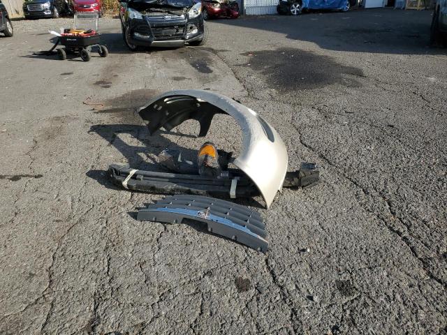 Photo 13 from auction – 2005 CHRYSLER TOWN & COU with VIN 2C4GP54L25R280089