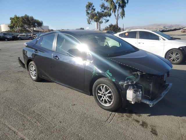Photo 4 from auction – 2017 TOYOTA PRIUS with VIN JTDKARFU4H3047174