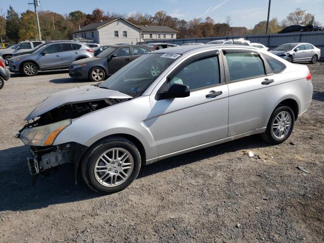 FORD FOCUS SE 2010 with VIN 1FAHP3FN1AW176062 - Photo from auction