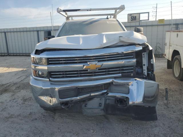 Photo 5 from auction – 2018 CHEVROLET SILVERADO with VIN 1GB0CUEG7JZ235498