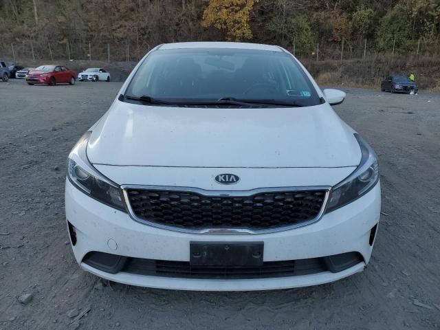 Photo 5 from auction – 2018 KIA FORTE LX with VIN 3KPFL4A72JE170759