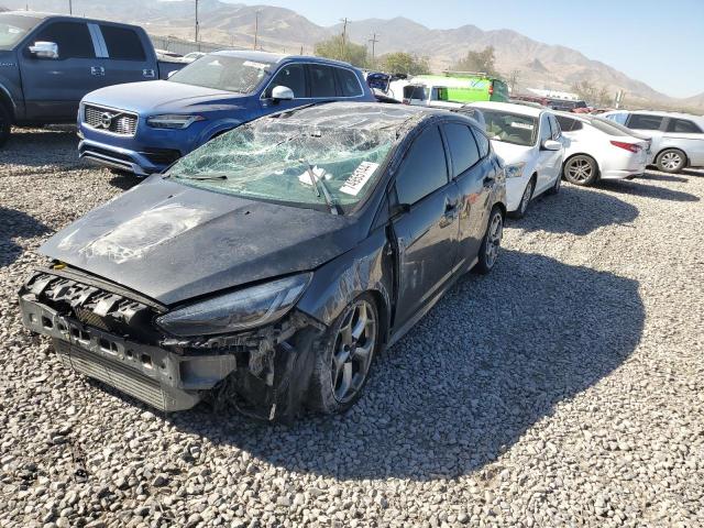 FORD FOCUS ST 2017 with VIN 1FADP3L99HL215417 - Photo from auction