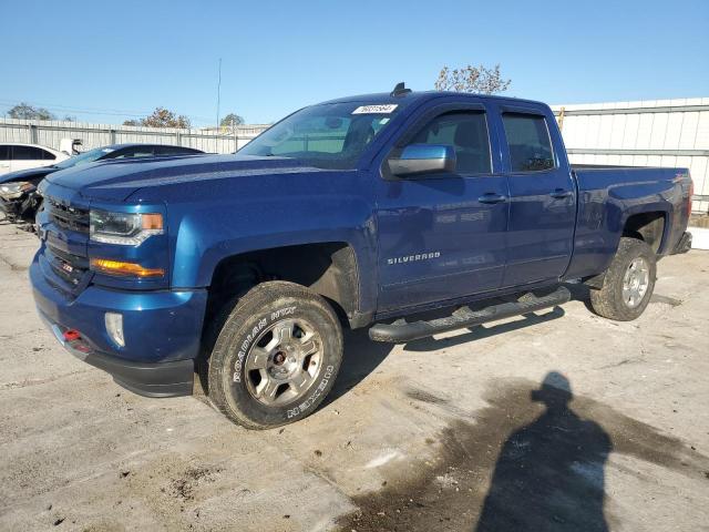 CHEVROLET SILVERADO 2017 with VIN 1GCVKREC3HZ200773 - Photo from auction