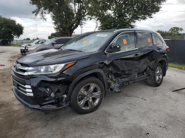 TOYOTA HIGHLANDER 2019 with VIN 5TDDZRFH5KS965977 - Photo from auction