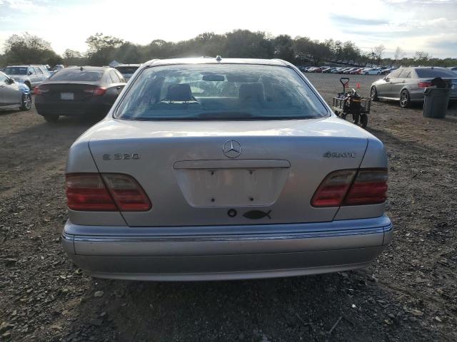 Photo 6 from auction – 2001 MERCEDES-BENZ E 320 4MAT with VIN WDBJF82J41X052567