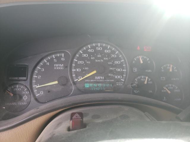Photo 9 from auction – 2000 CHEVROLET SILVERADO with VIN 1GCGK29U7YE143083