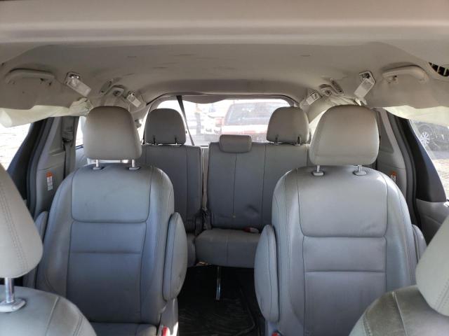 Photo 10 from auction – 2017 TOYOTA SIENNA XLE with VIN 5TDDZ3DC5HS158582