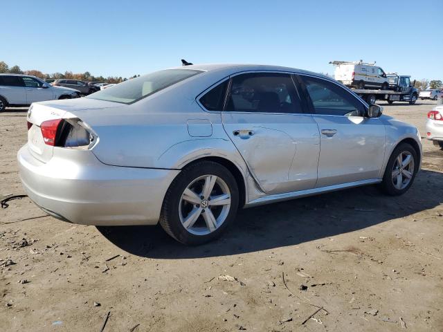 Photo 3 from auction – 2014 VOLKSWAGEN PASSAT SE with VIN 1VWBS7A32EC044573