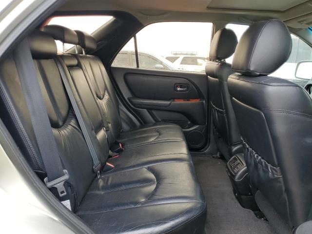 Photo 11 from auction – 2002 LEXUS RX 300 with VIN JTJHF10U120254181