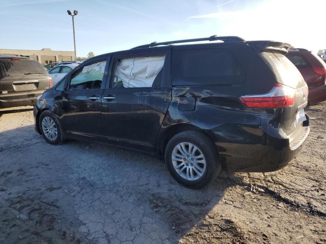 Photo 2 from auction – 2017 TOYOTA SIENNA XLE with VIN 5TDYZ3DC2HS871604