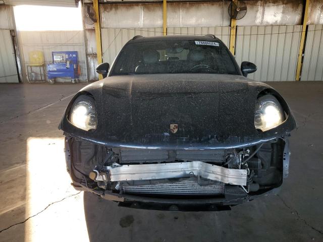 Photo 5 from auction – 2018 PORSCHE MACAN with VIN WP1AA2A55JLB25520