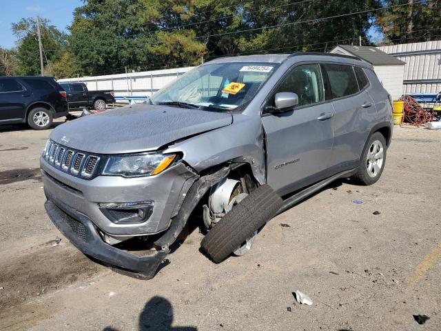 JEEP COMPASS LA 2018 with VIN 3C4NJCBB0JT500585 - Photo from auction