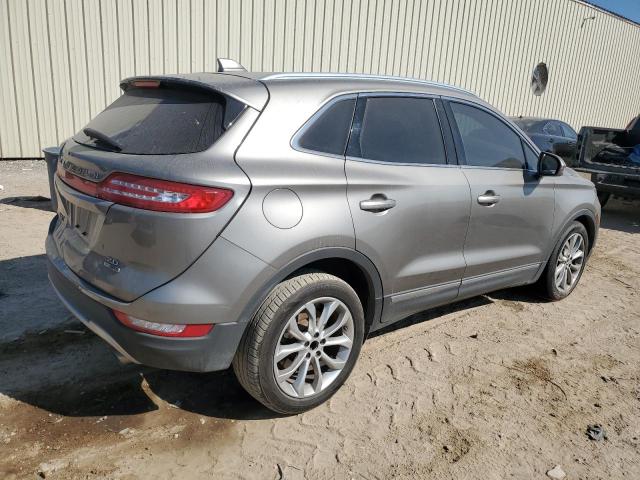 Photo 3 from auction – 2016 LINCOLN MKC SELECT with VIN 5LMCJ2C96GUJ12944