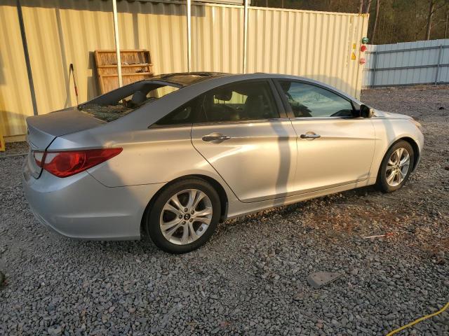 Photo 3 from auction – 2013 HYUNDAI SONATA SE with VIN 5NPEC4AC4DH594680