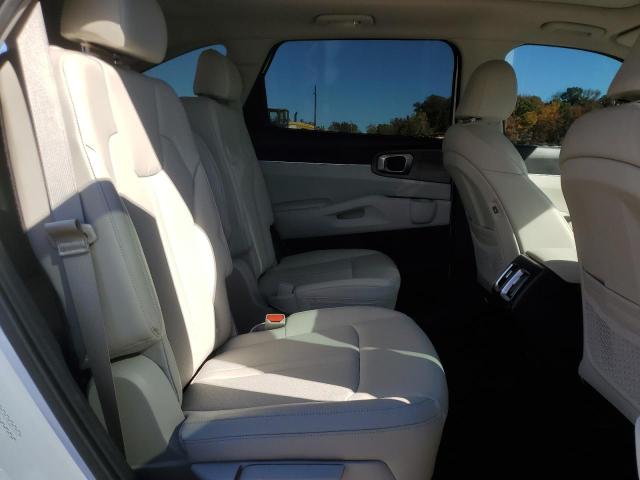 Photo 11 from auction – 2022 KIA SORENTO EX with VIN 5XYRHDLF9NG115141