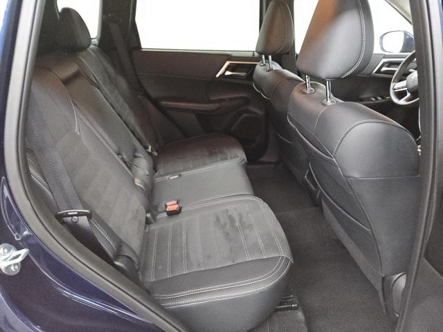 Photo 11 from auction – 2024 MITSUBISHI OUTLANDER with VIN JA4J3VA81RZ046694