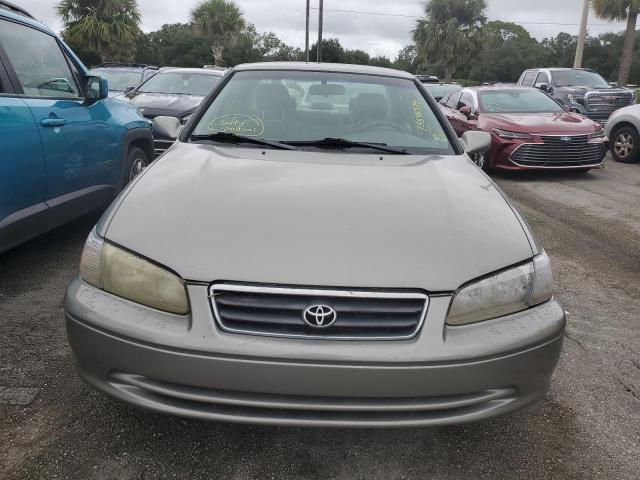 Photo 5 from auction – 2001 TOYOTA CAMRY CE with VIN 4T1BG22K01U072885