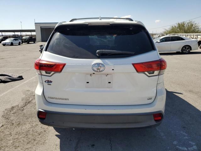 Photo 6 from auction – 2017 TOYOTA HIGHLANDER with VIN 5TDKZRFH8HS200942