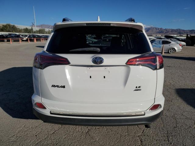 Foto 6 de la subasta – 2017 TOYOTA RAV4 LE con VIN 2T3BFREV2HW640556