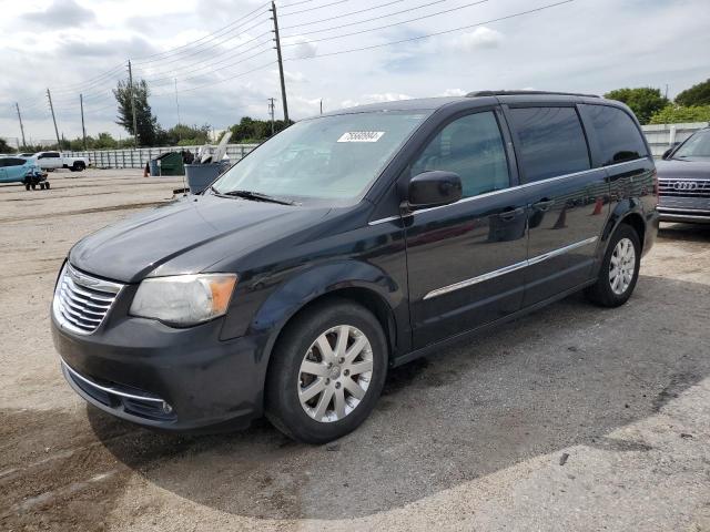 Photo 1 from auction – 2016 CHRYSLER TOWN & COU with VIN 2C4RC1BG7GR260183