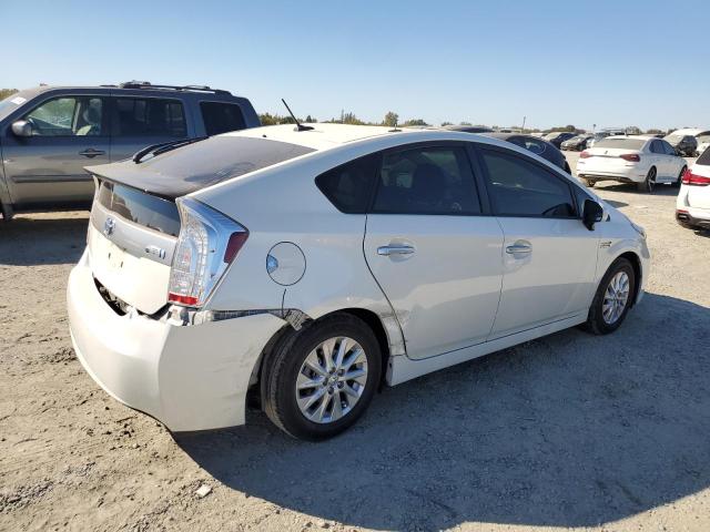 Photo 3 from auction – 2015 TOYOTA PRIUS PLUG with VIN JTDKN3DP6F3075117