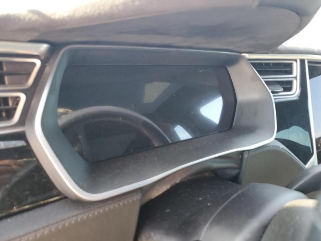 Photo 9 from auction – 2015 TESLA MODEL S with VIN 5YJSA1E42FF111439