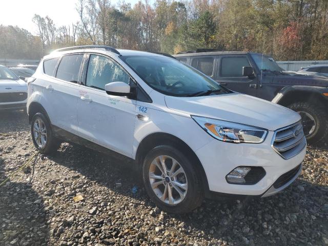 Photo 4 from auction – 2018 FORD ESCAPE SE with VIN 1FMCU9GD2JUB03523