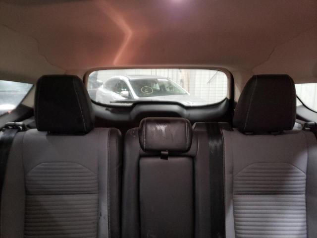 Photo 10 from auction – 2018 FORD ESCAPE SE with VIN 1FMCU9GD6JUD22727