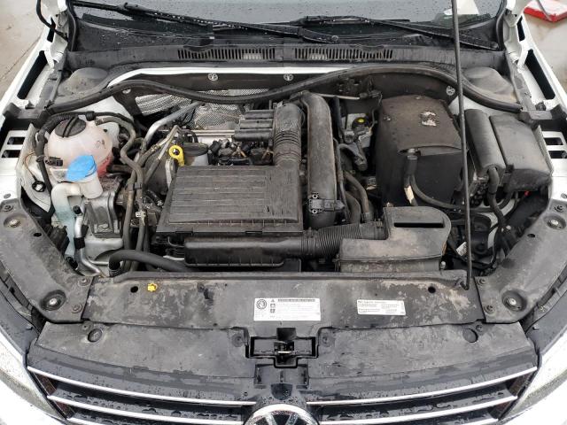 Photo 11 from auction – 2017 VOLKSWAGEN JETTA S with VIN 3VW2B7AJ3HM375258